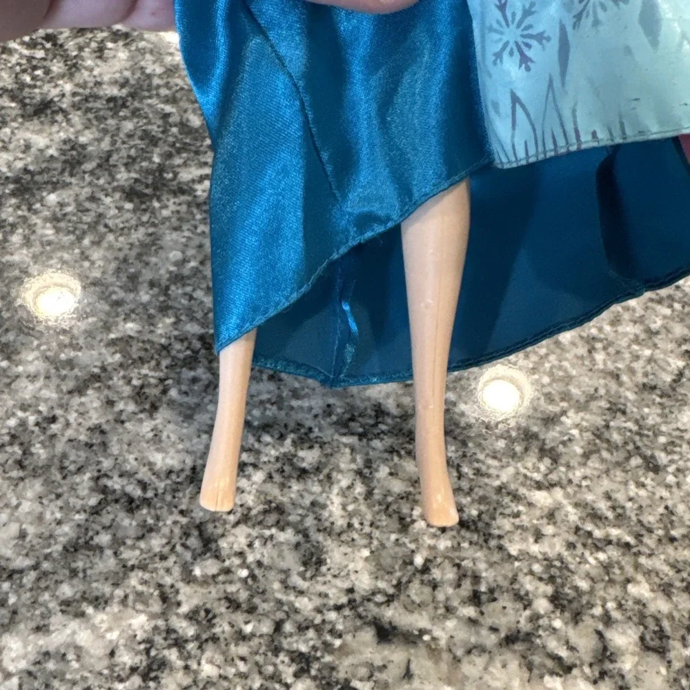 Disney Frozen Elsa 12